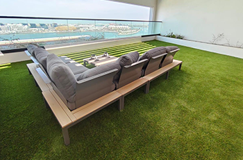 artificial grass balcony couch 2